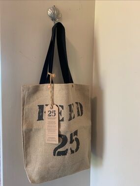 📌 NWT FEED 25 Burlap Tote